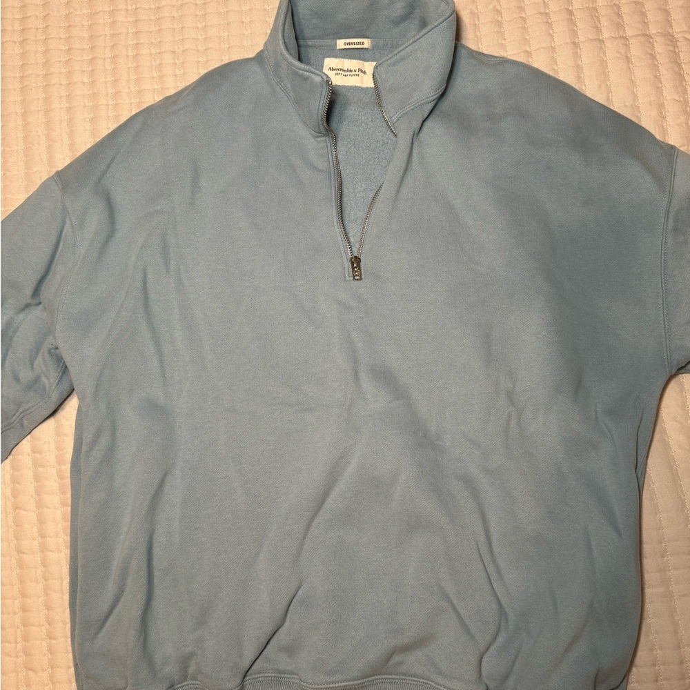 MEN’S ABERCROMBIE QUARTER-ZIP PULL OVER, SIZE MEDIUM